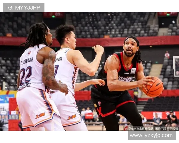 刘铮的奋斗之路：从平凡到卓越的篮球人生探索与启示