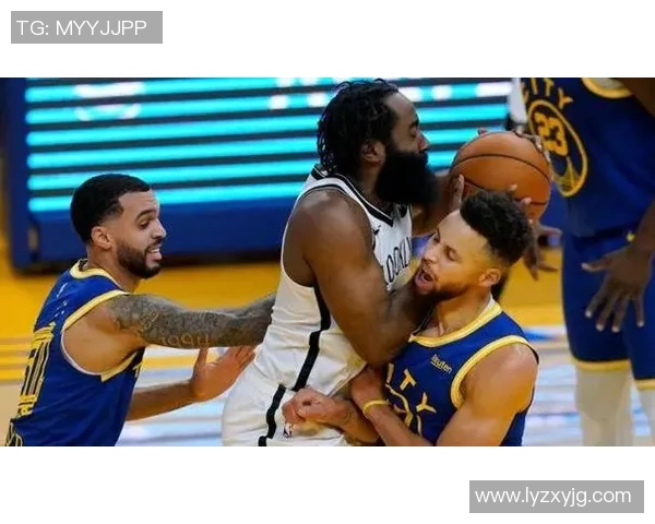 勇士与篮网精彩对决回顾十二月录播赛季亮点分析