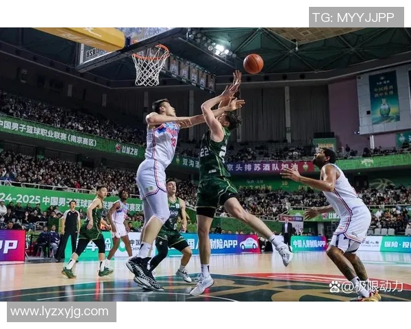 2018年CBA浙江队对阵新疆队精彩回顾与赛后分析